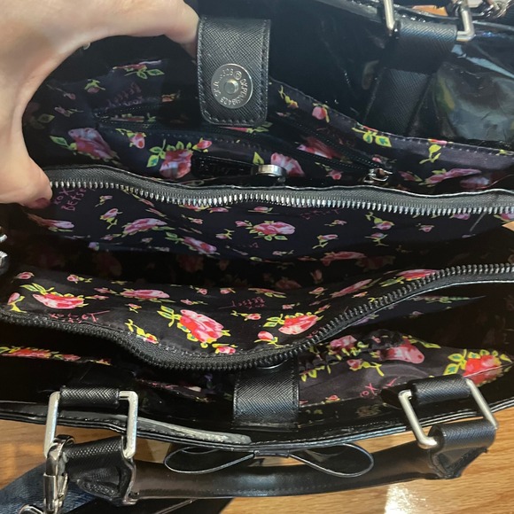 Betsey Johnson‎ Black Faux Leather Tote Bag with Patent Bows - Picture 8 of 16